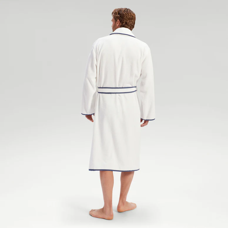 Boundary-Robe_Model-Back_Blue