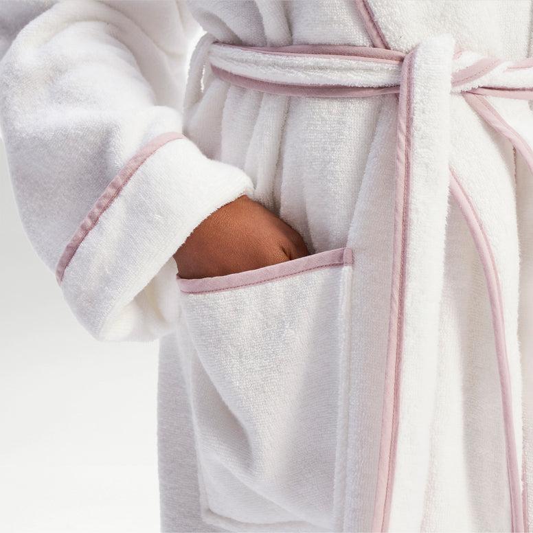Boundary-Robe_Pocket-Detail_Pink